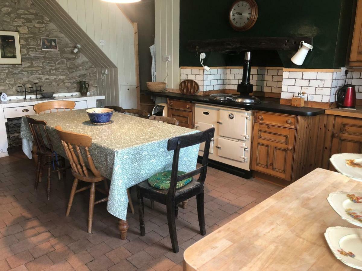 Gernos Farmhouse Llandysul Exterior foto